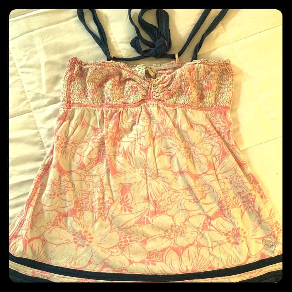Pink flowers tank top with navy details